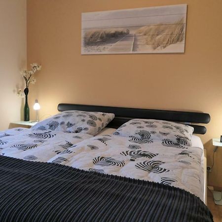 Am Park Apartment Gromitz Bagian luar foto